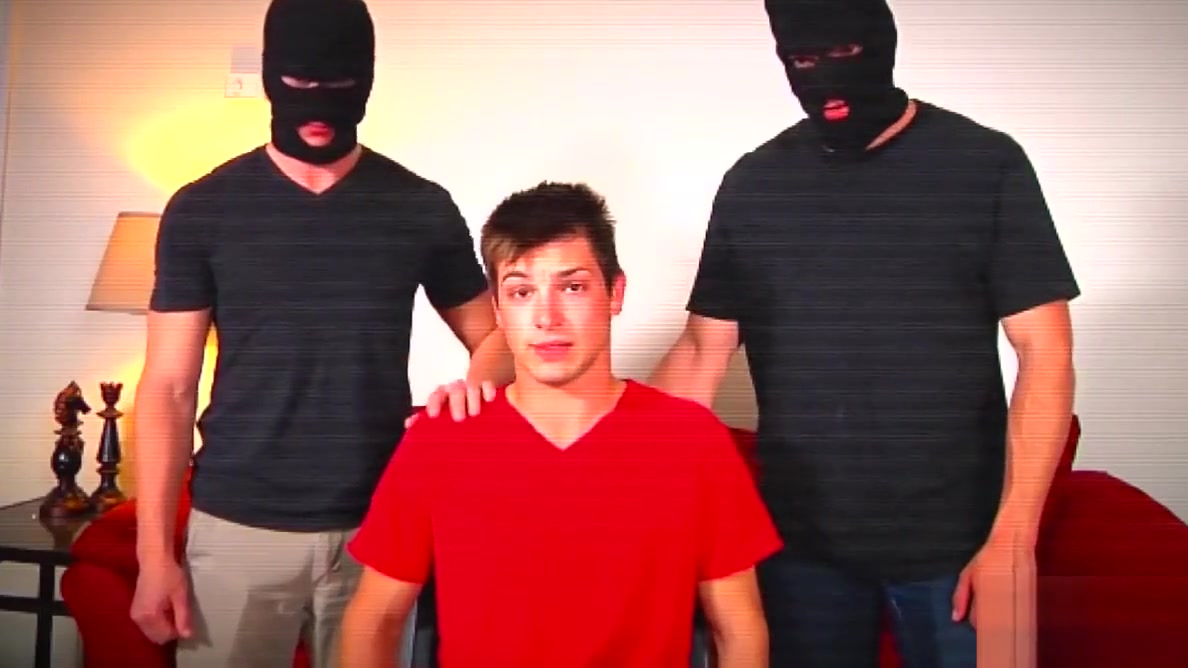 Johnny rapidly takes two cocks from Will Braun and Jason