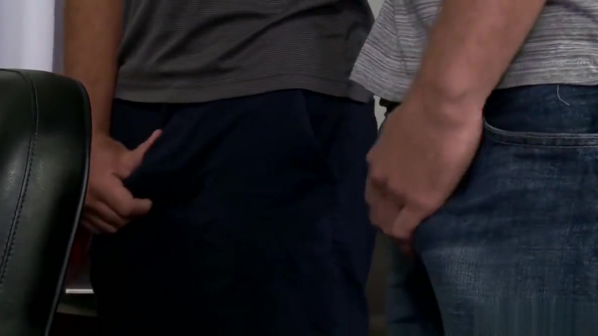 ExtraBigDicks Ass Eating Anal Threesome