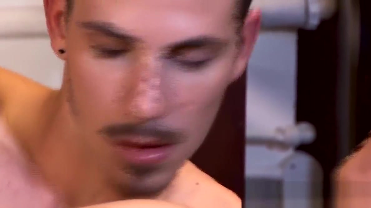 Throating military soldier drilled in asshole