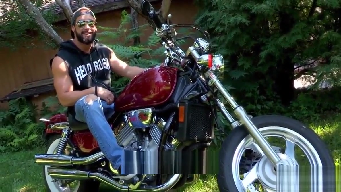 Maskurbate Hunky Biker Jerks Dick Outside