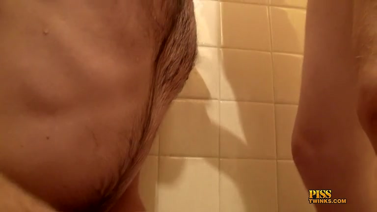 Welsey Makes A Great Urinal - Welsey Kincaid And Ivan Paynter