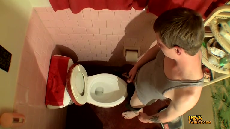 A Room Of Pissing Dicks - Jake Reid, Leo Mcarthur