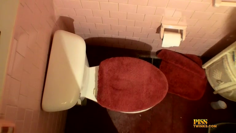 A Room Of Pissing Dicks - Jake Reid, Leo Mcarthur