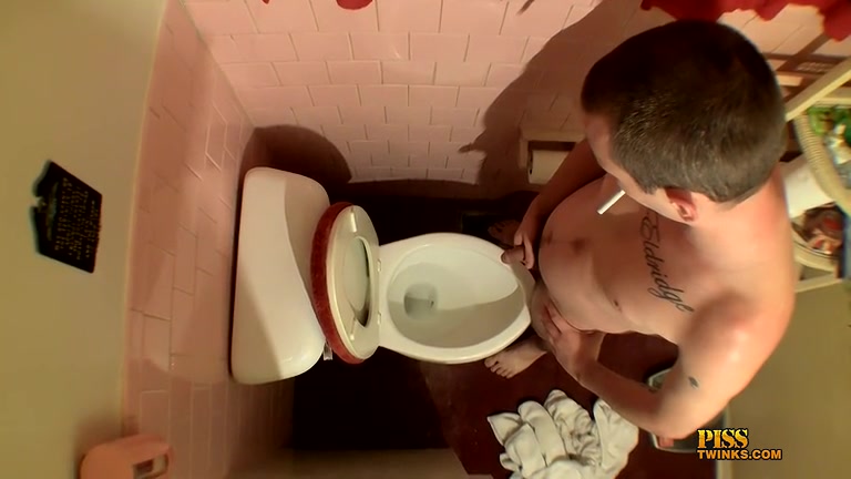 A Room Of Pissing Dicks - Jake Reid, Leo Mcarthur