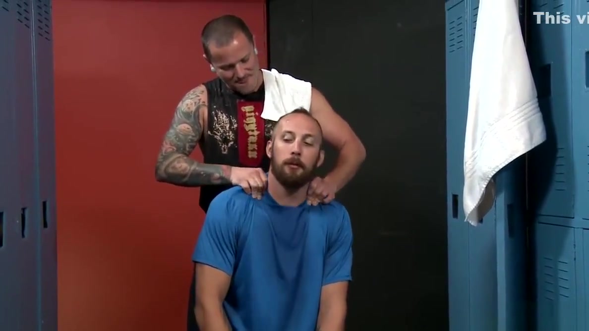 MenOver30 Eating Hairy Ass at the Gym