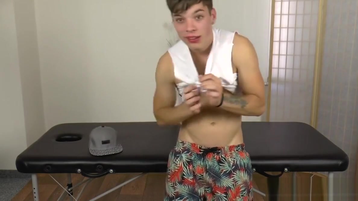 Tommy Poulain - Handjob Casting