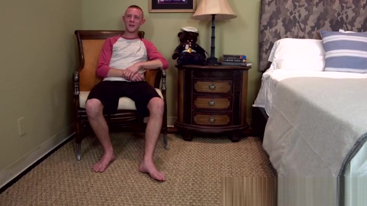 Army deviant Cameron Vincent fingers ass during wanking solo