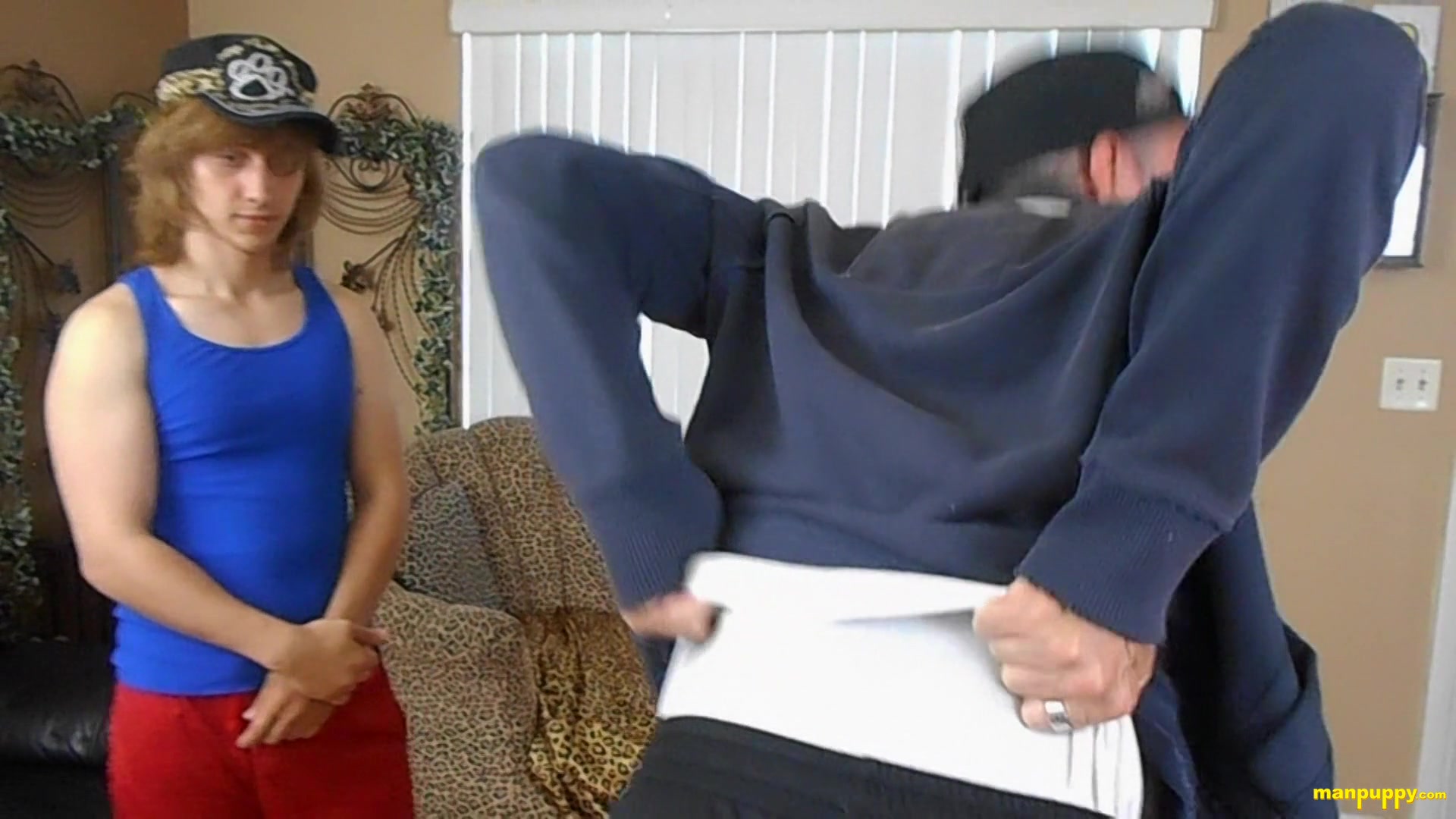 Bullies Wedgie Themselves - Elis Ataxxx & Richard Lennox