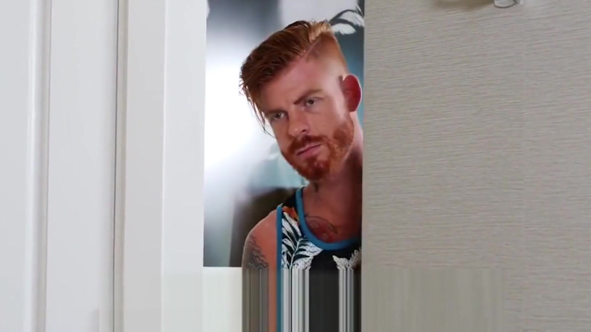 ShowerBait Str8 Bennett Anthony shower fucks Brendan Phillip