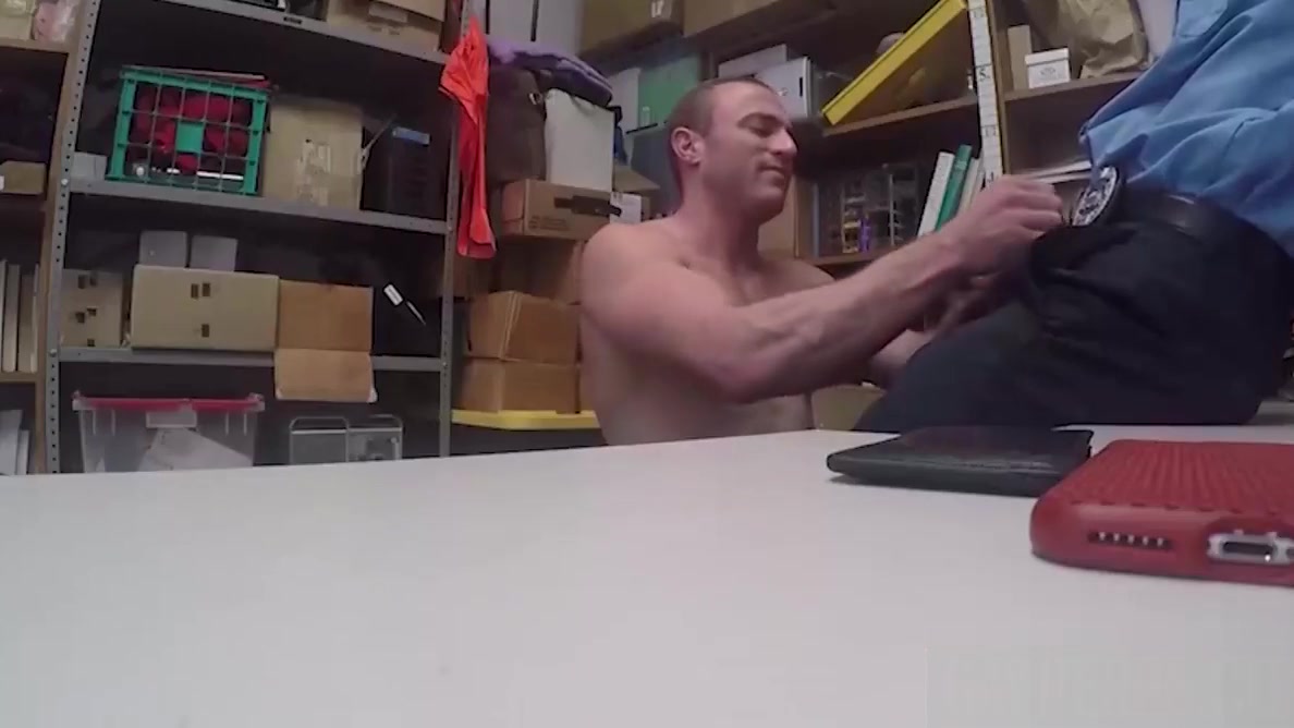 BBC officer raw fucking his suspect as a proper sentence