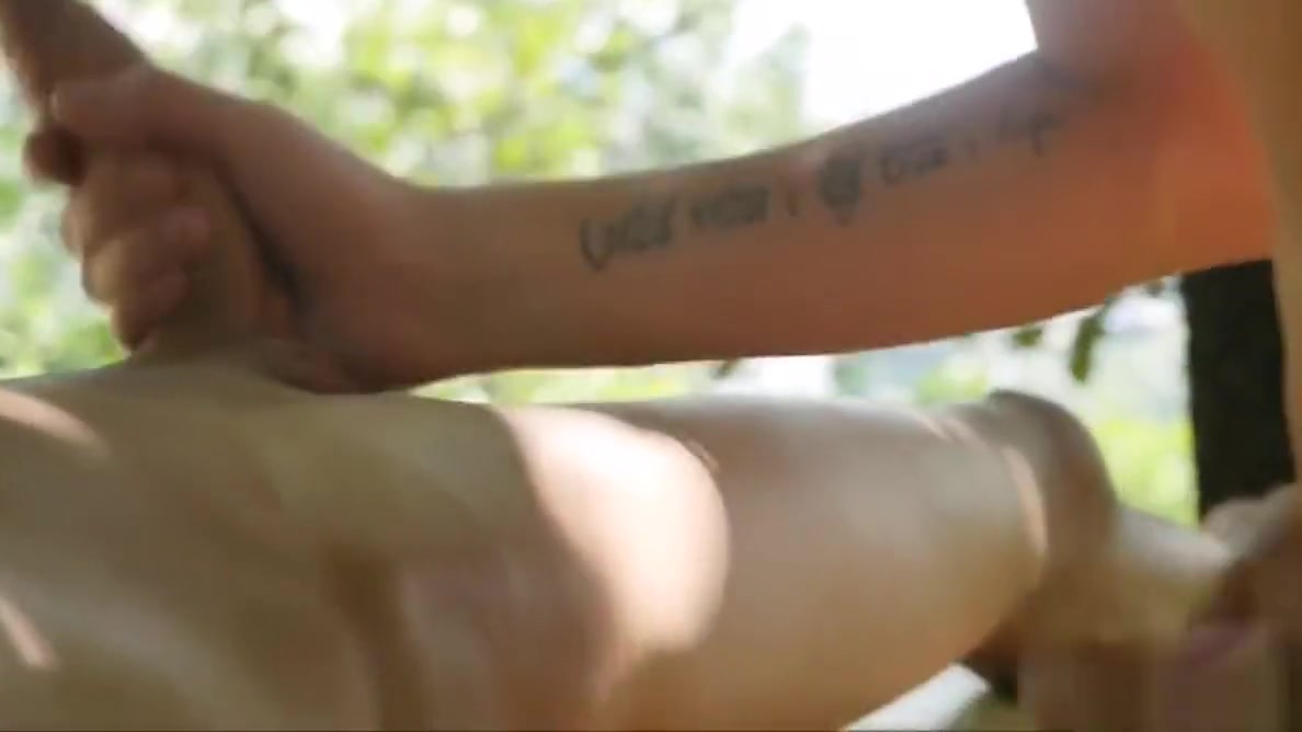 Two Hot Gays Massage Jerking Off