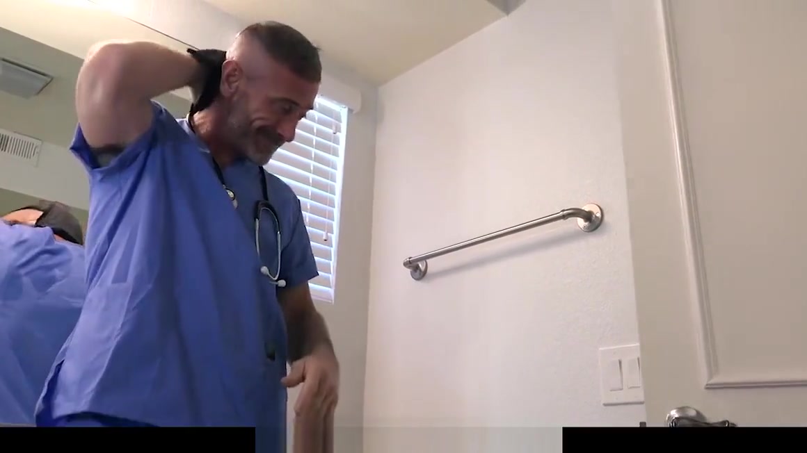 FamilyDick - Sexy Step daddy barebacks his curious stepson