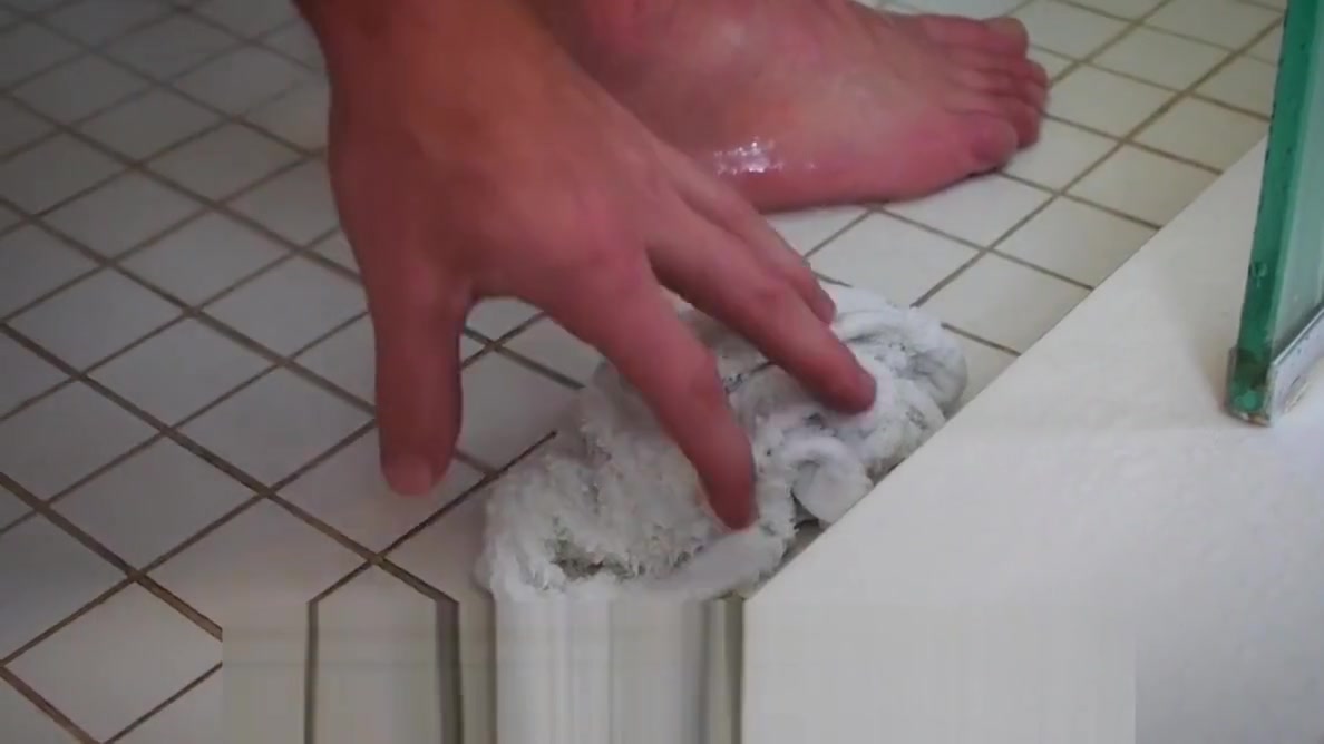 ShowerBait Straight bait fuck with Scott Riley