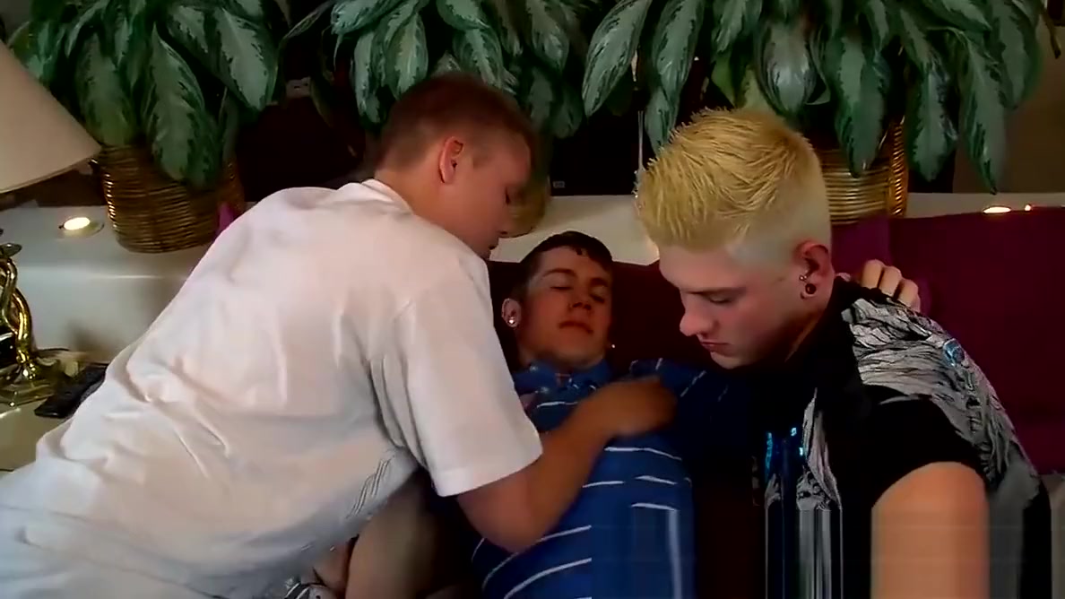 Kinky dick riders have a wild and sexy threesome fuck fest