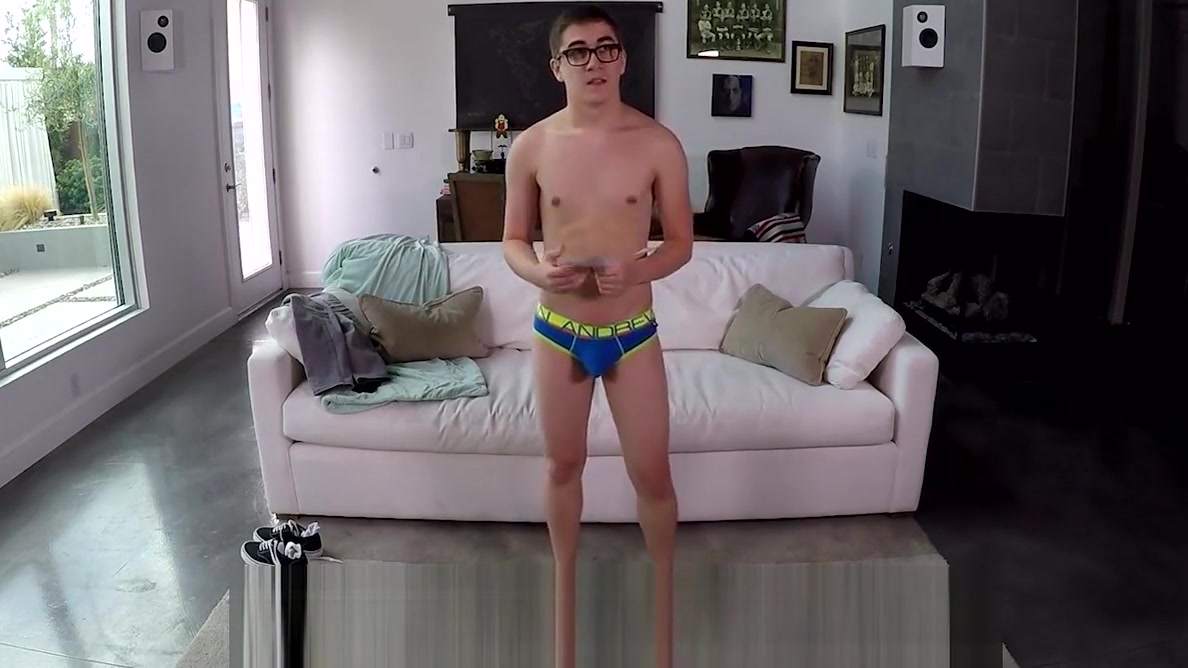 GayCastings First porn casting fuck with Eli Lincoln