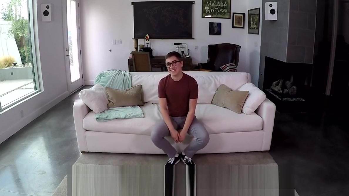 GayCastings First porn casting fuck with Eli Lincoln