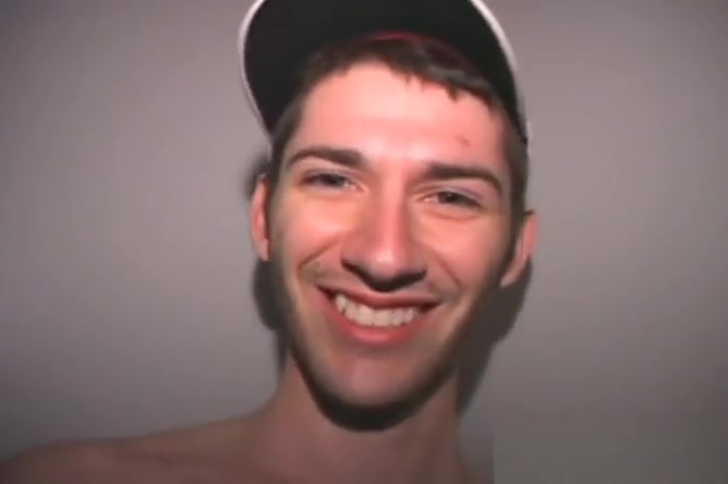 College Dude Sucking Cocks In Glory Hole