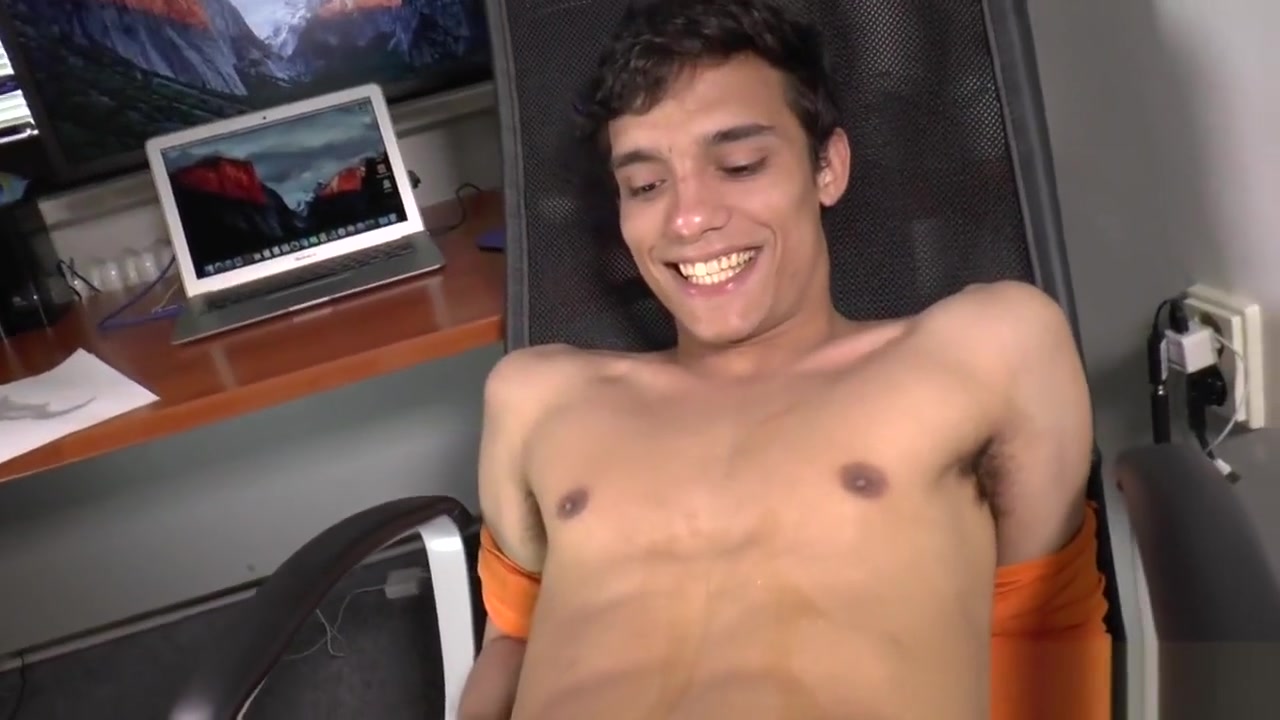 Handjob in the Office
