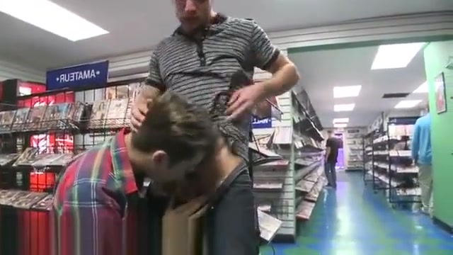 teen 18+ gay porn movies orgasm free in this weeks out in public im chilling