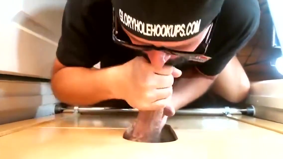Getting His Cum At The Gloryhole