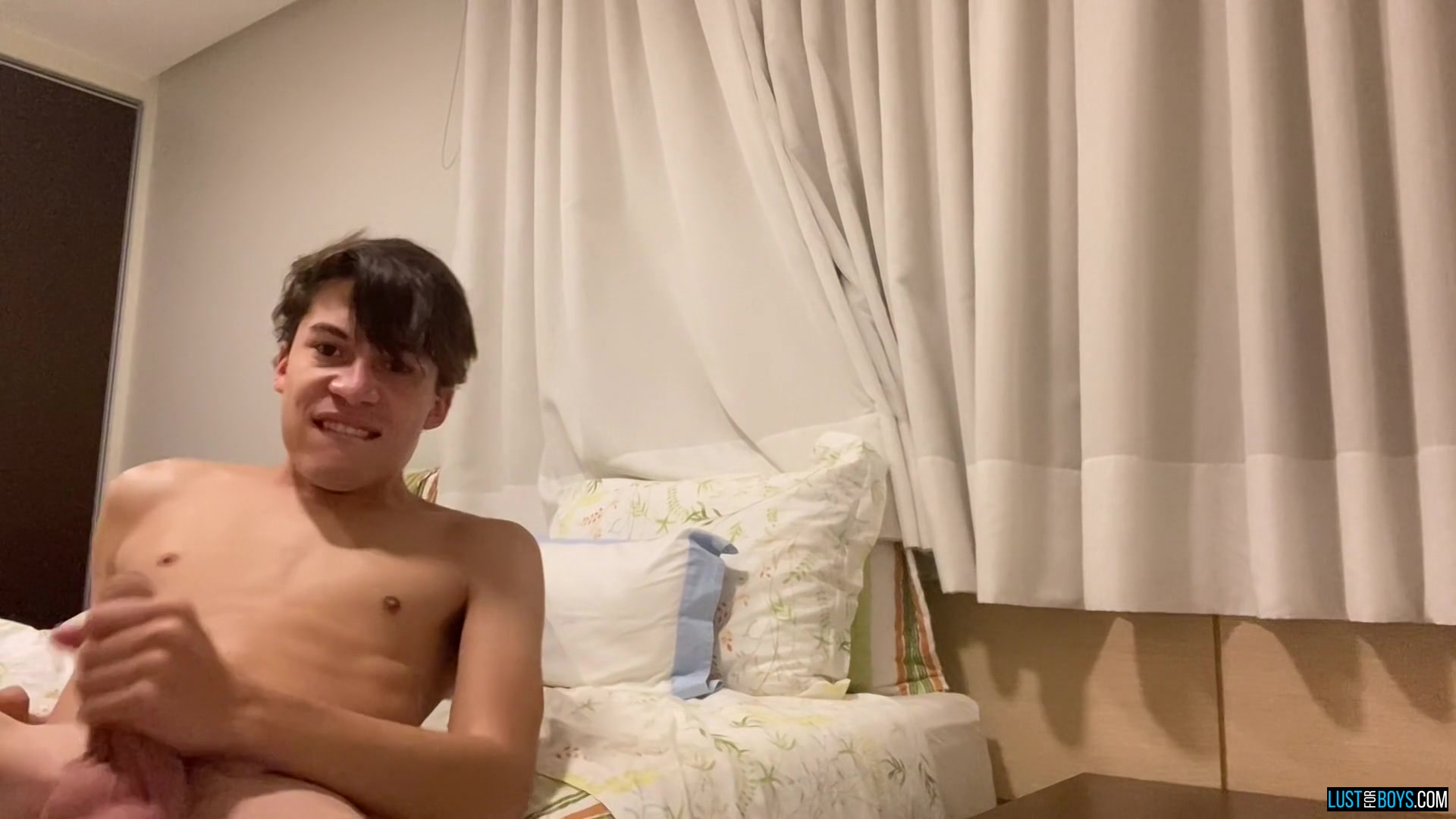 Edging Up A Good Twink Load - Danny Bianchi