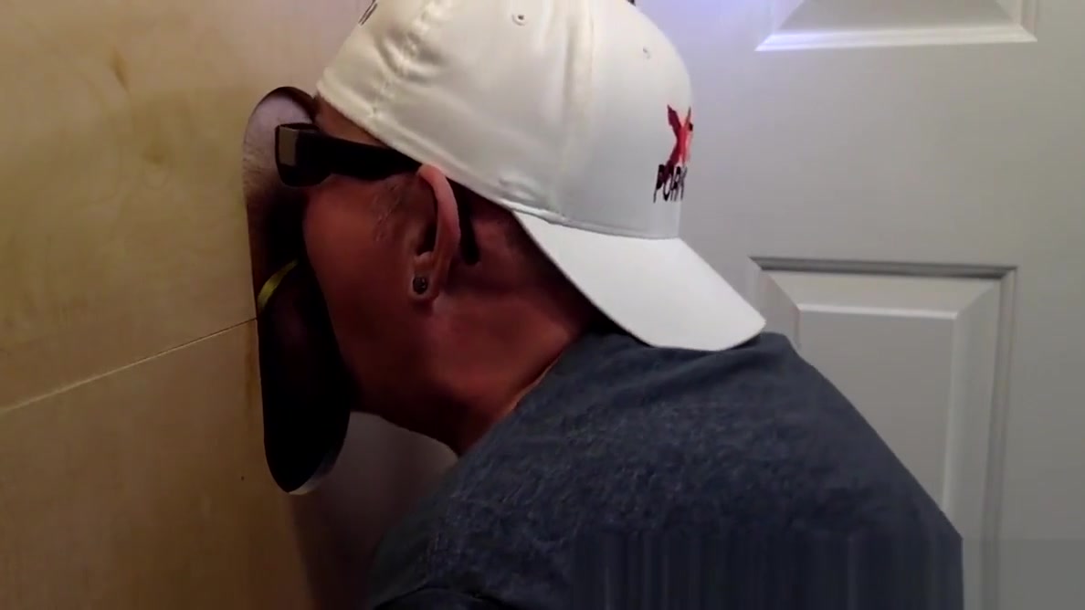 He really loves blowing that glory hole tool like a pro