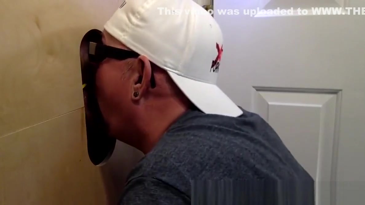 He really loves blowing that glory hole tool like a pro