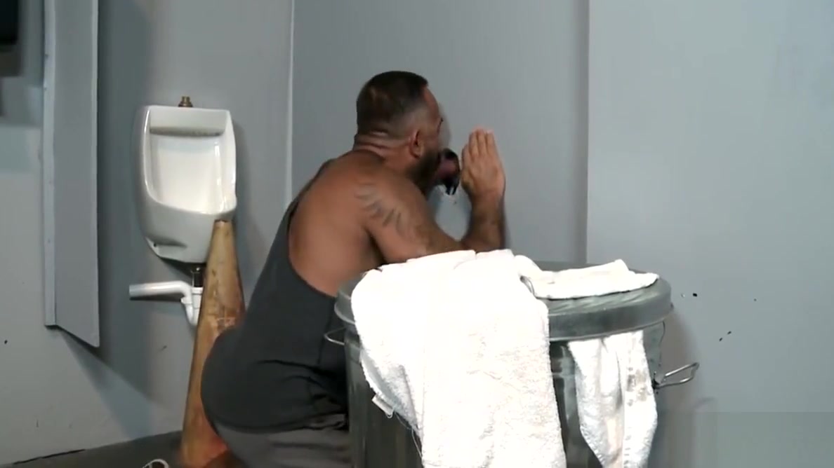 Gym Gloryhole - Alessio Romero, Brian Bonds