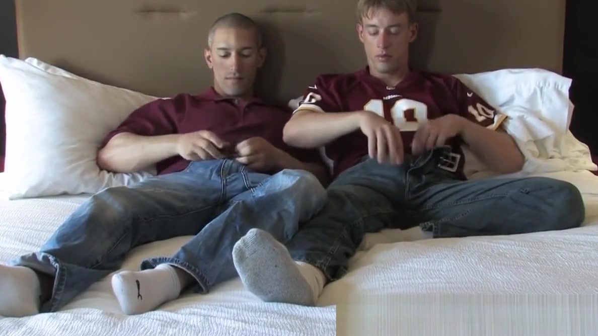 Handsome army studs stroke and suck dick