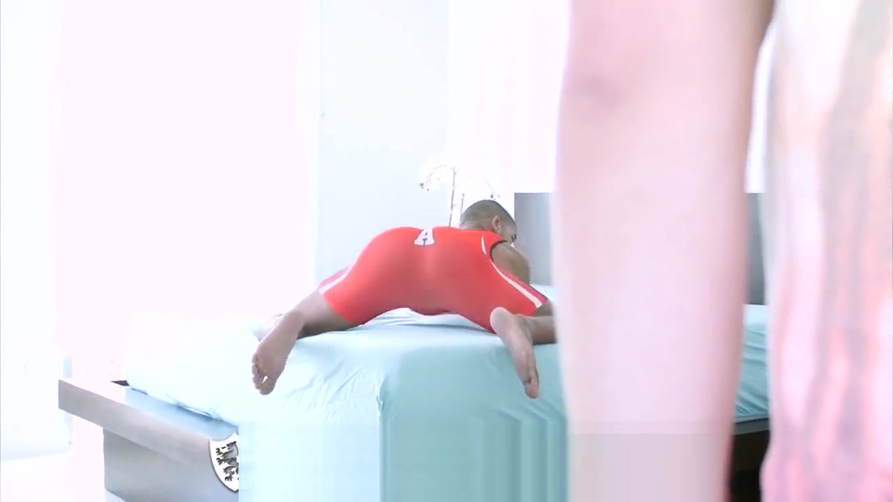 ManRoyale - Olympic Fucker Paul Cannon Pounds Mike Maverick