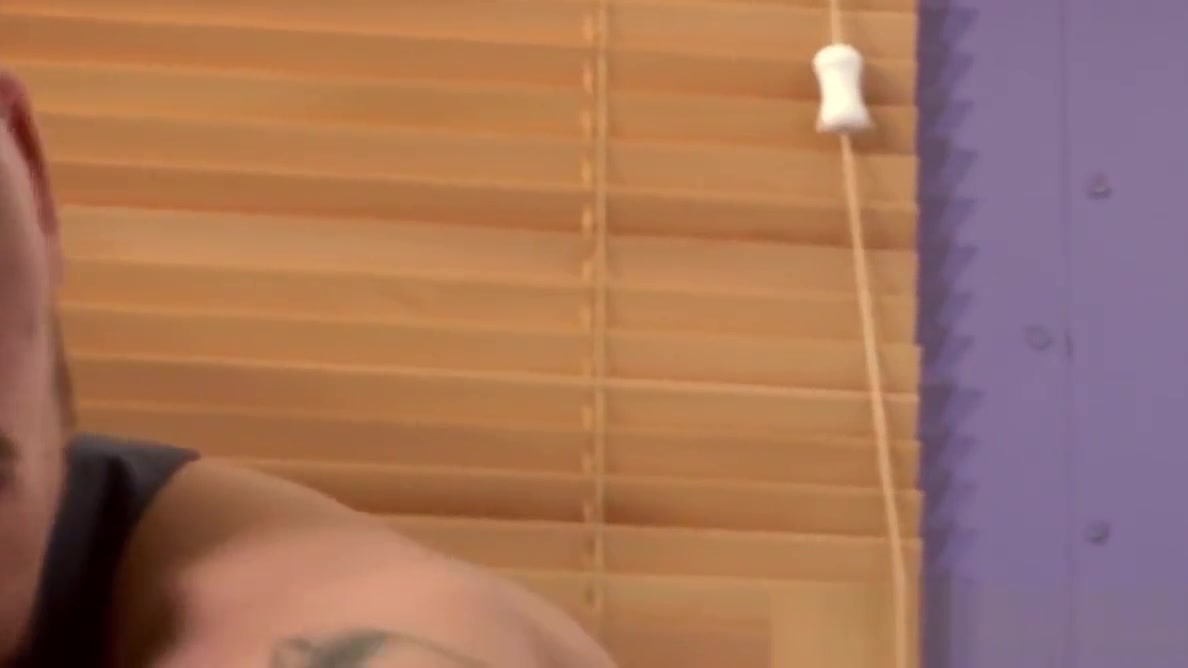 British office bloke cums while assfucked