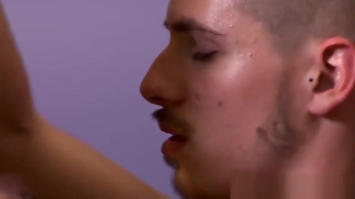 British office bloke cums while assfucked