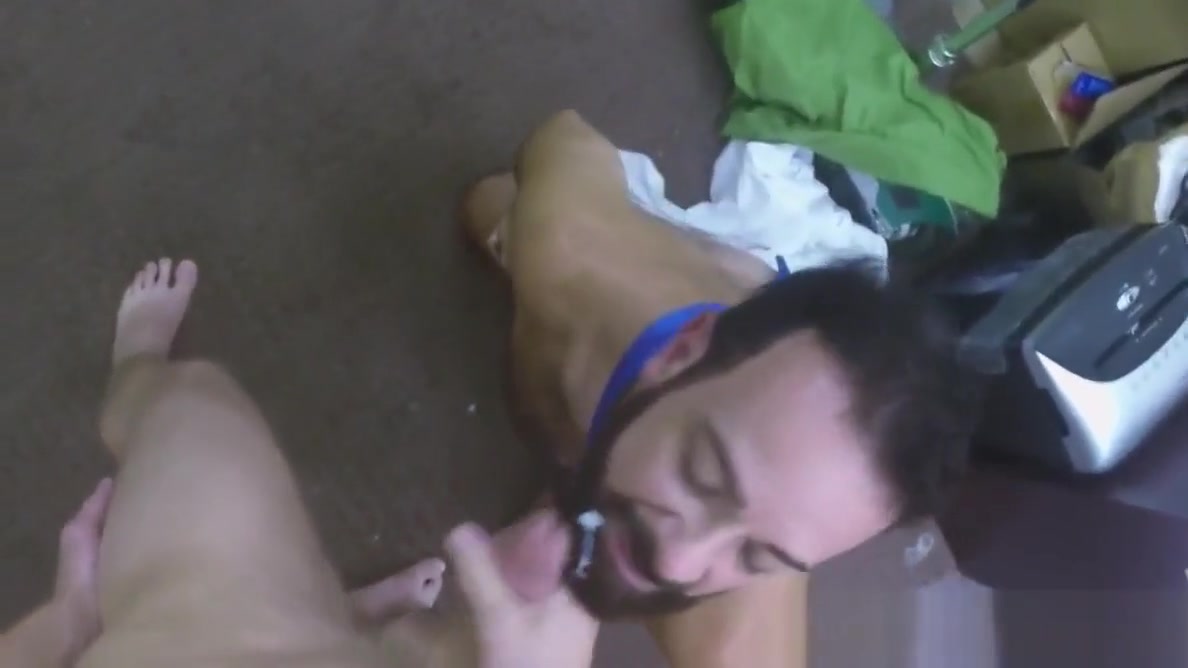 Office pawner facialized after fucking broker