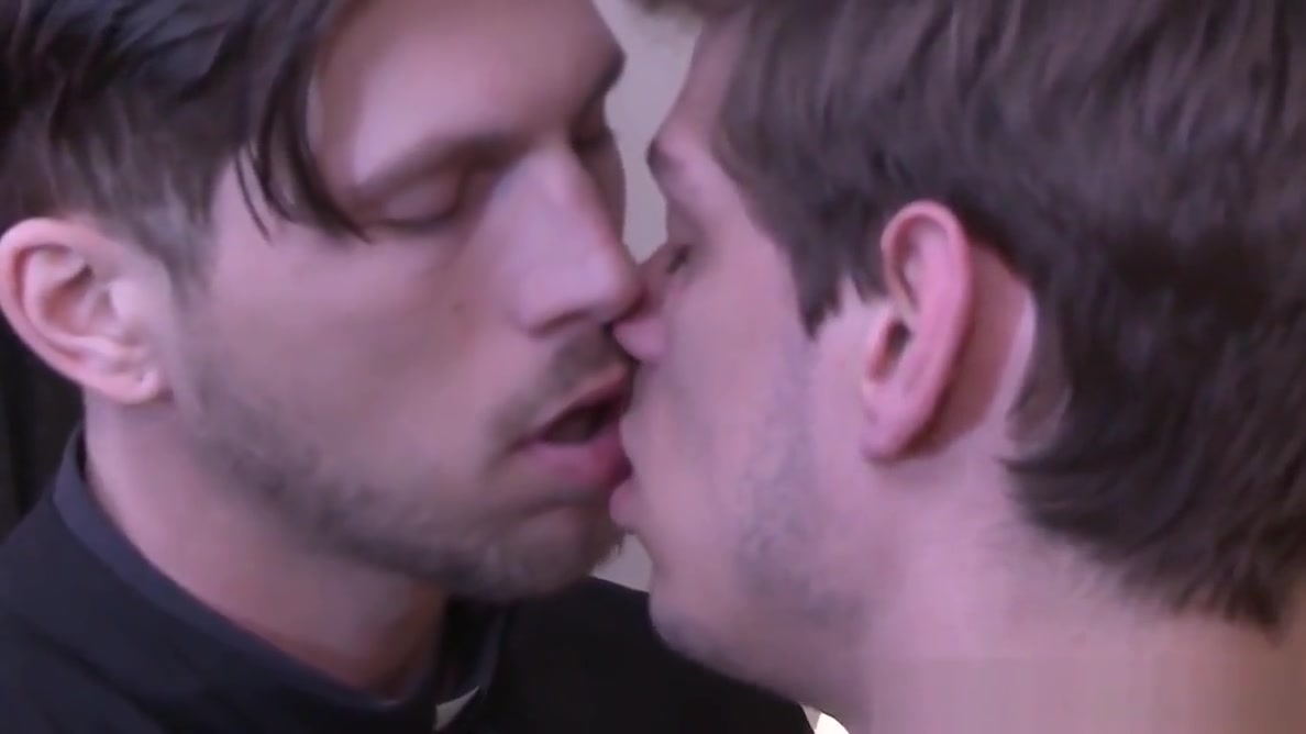 IconMale Michael DelRay Fucked By Deacon..At Church!!