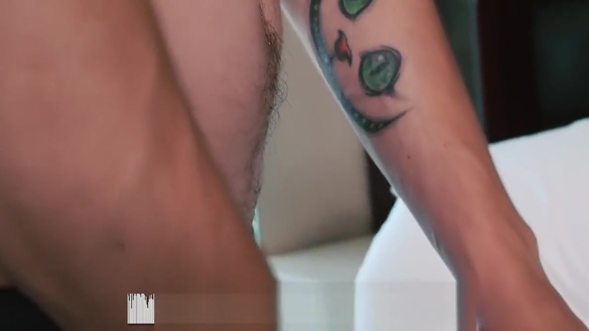 GayRoom Massage fuck with Miles Taylor and Andy Banks