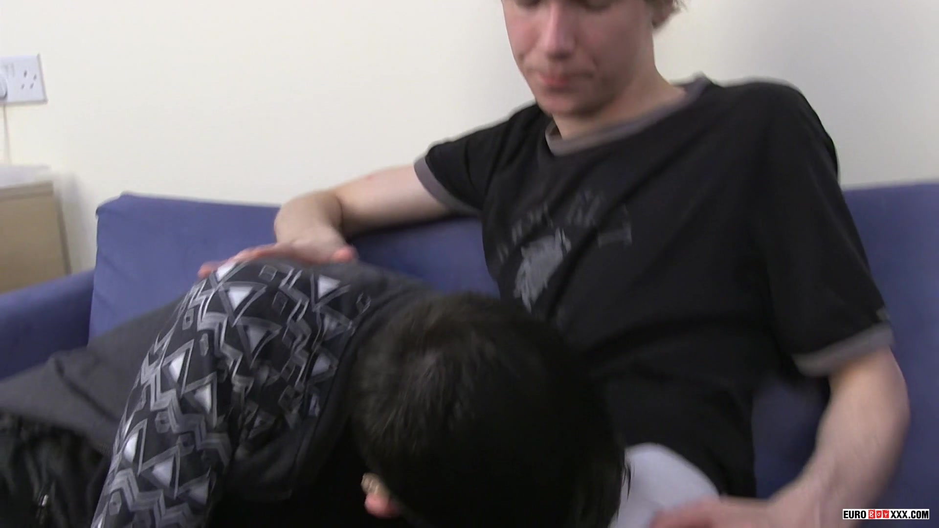 Aaron Takes Ethan's Big Cock Hard - Aaron Aurora & Ethan White