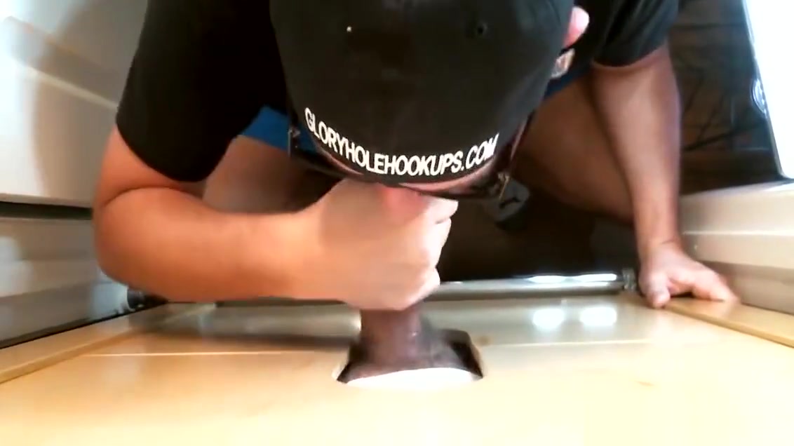 Gloryhole Repeat Visitor Leaves Happy Again