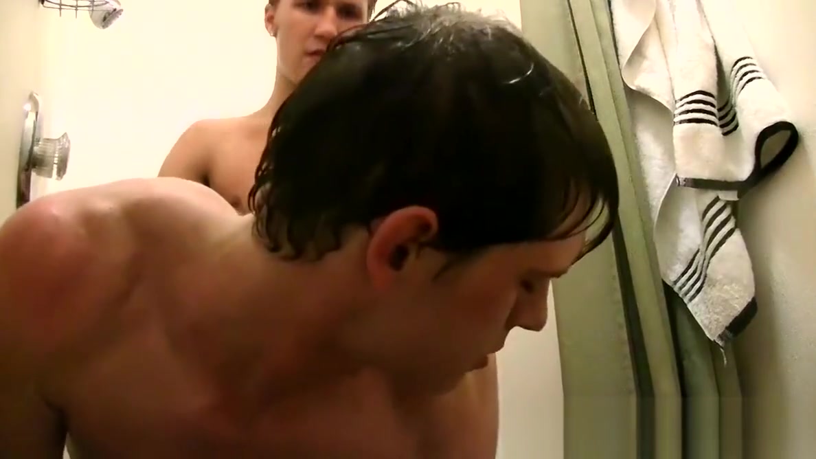 Sexy Kain Lanning and Jayden Elliss hot shower sex time
