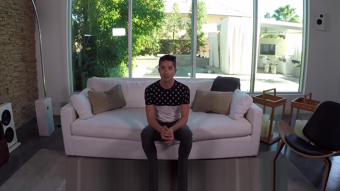 GayCastings Casting agent fuck with newcomer Liam Aries