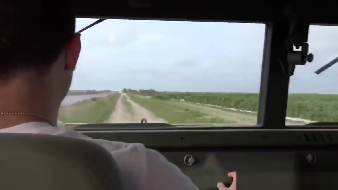 Army hunk assfucked and jizzed outdoors
