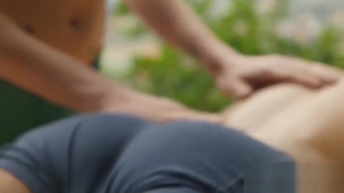 Cute redhead twink Elijah Young gives massage and raw cock