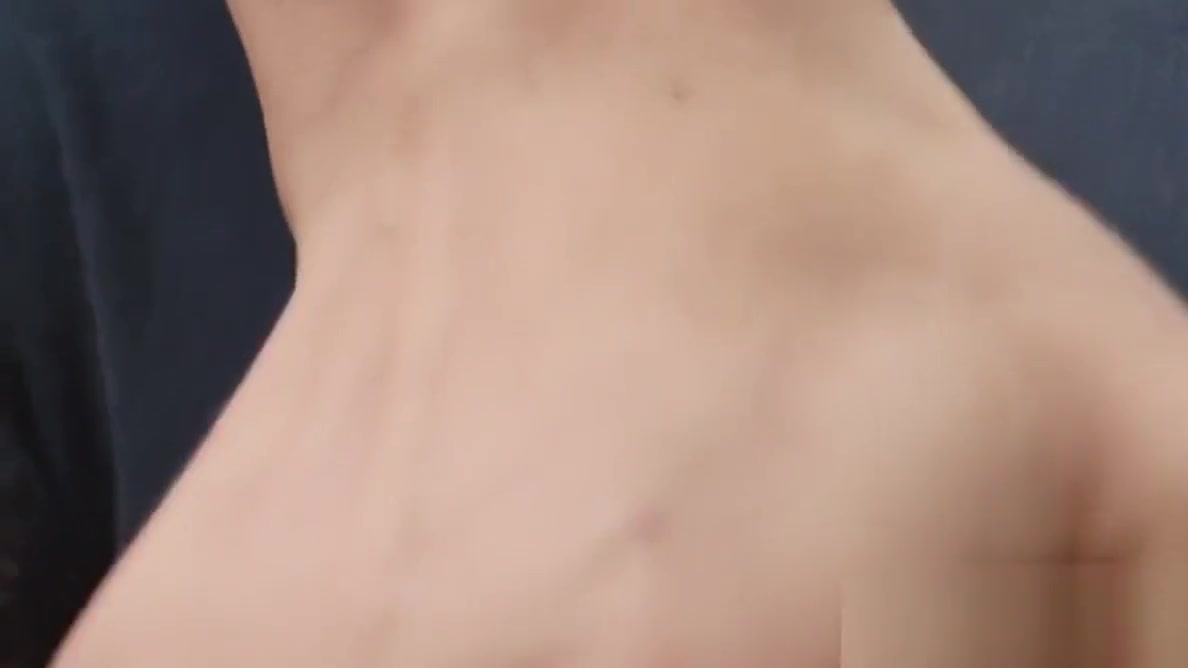 Cute redhead twink Elijah Young gives massage and raw cock