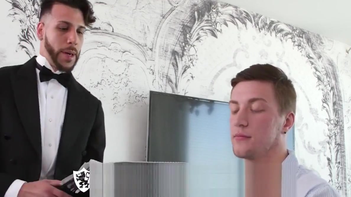 ManRoyale Rich Logan Taylor fucked by man maid Fx Rios