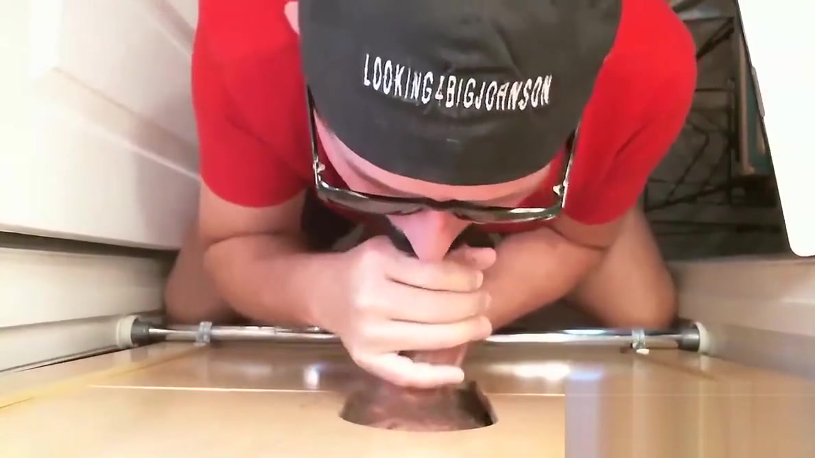 Busy Cock Sucking Day At The Gloryhole