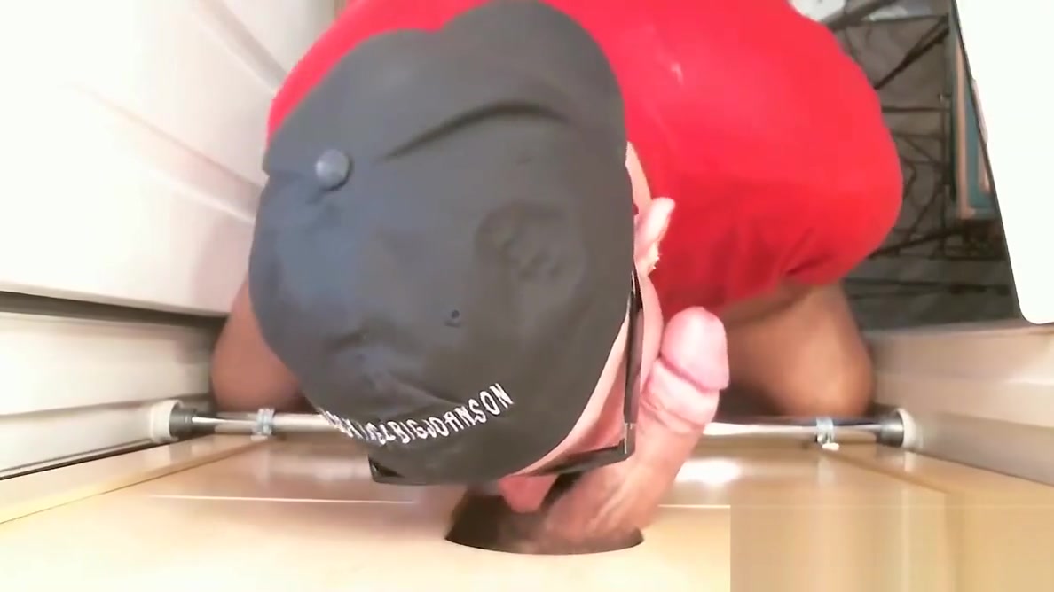 Busy Cock Sucking Day At The Gloryhole