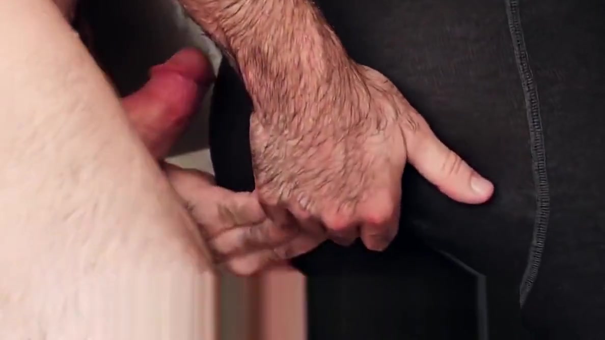 ShowerBait Kissing wet shower fuck with Jackson Cooper