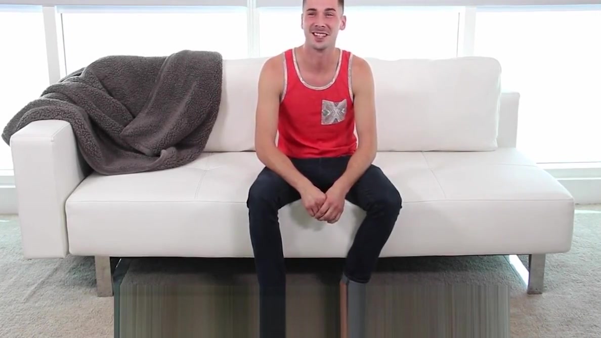 GayCastings Newcomer Sean Cross fucked by casting agent