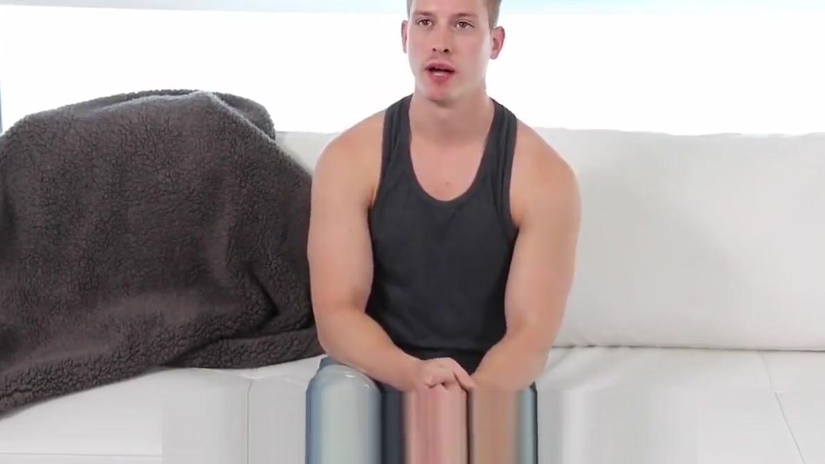 GayCastings Casting agent fucks naive newcomer Tommy Regan