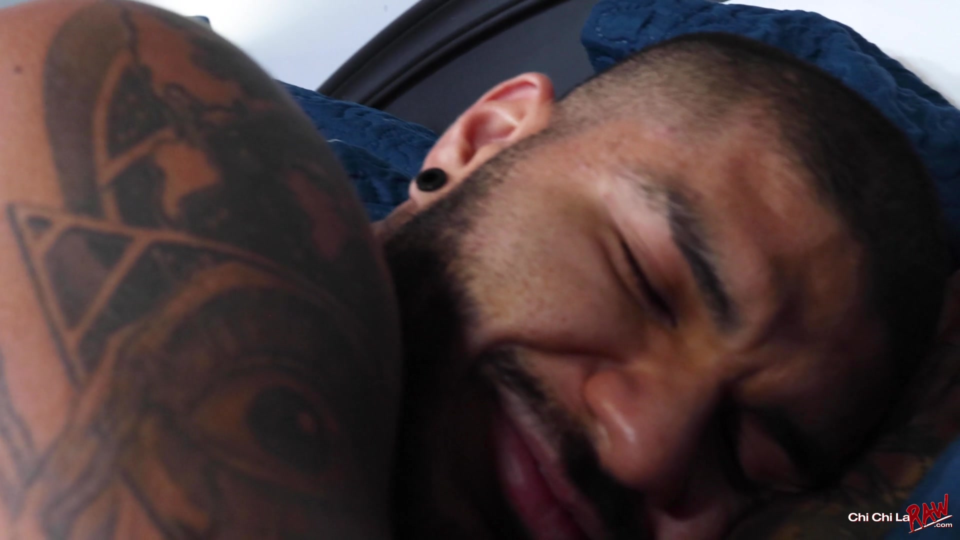 Ass Eating Bottom Gets Creamed - Helloo Jose & Archer Croft