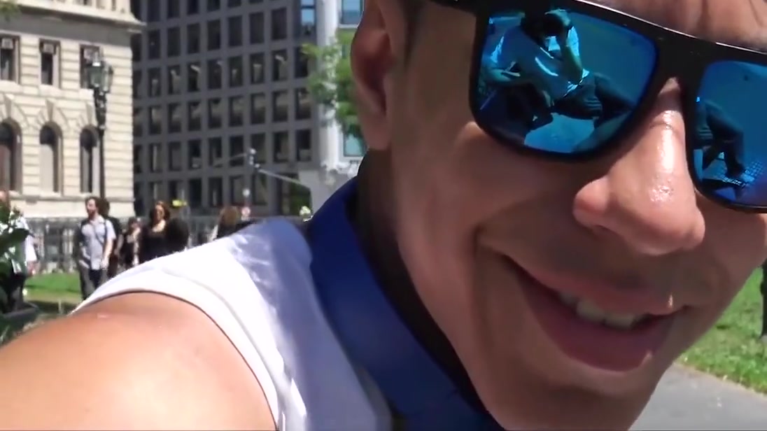 LatinLeche - Bubble butt latin jock gets paid to suck cock